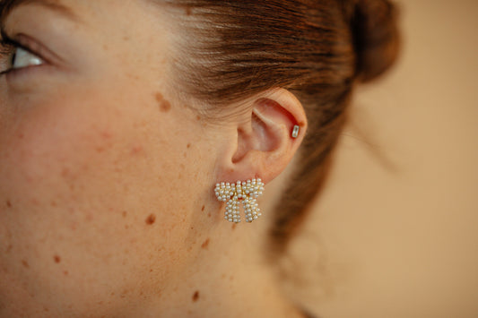 Pearl Bow Stud